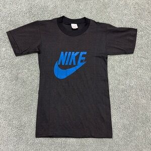 Vintage 80s Bootleg Nike Swoosh Logo Graphic T-shirt Single Stitch
